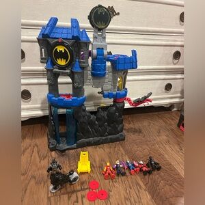 EUC Fisher Price Imaginext Wayne Manor Batcave Playset- figures Batman Batcycle
